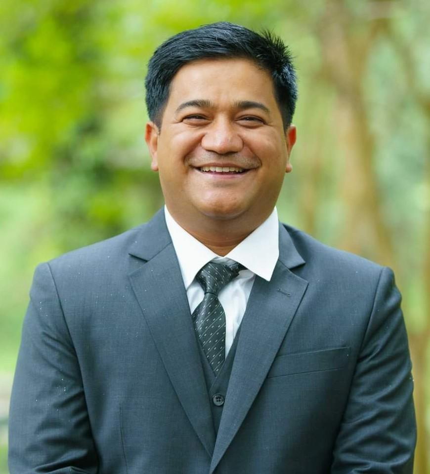 Samit Thapa, e2services
